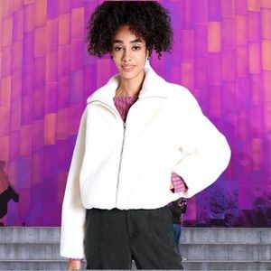 🆕Macy’s Women’s plus-size White/Cream zip-up Fur Jacket Coat❤️❤️3X